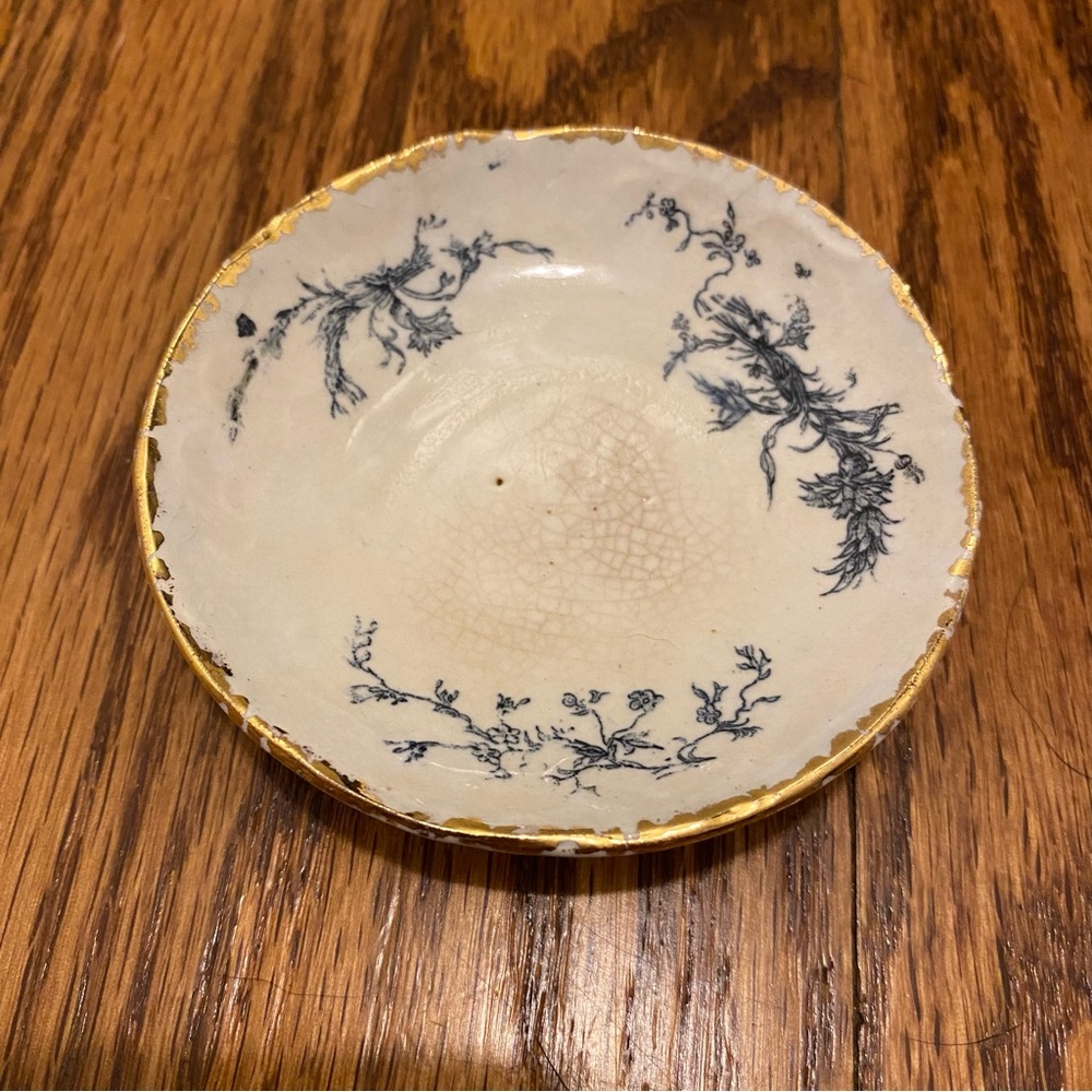 Vintage ring dish Mellor Taylor & Co “arcade” print